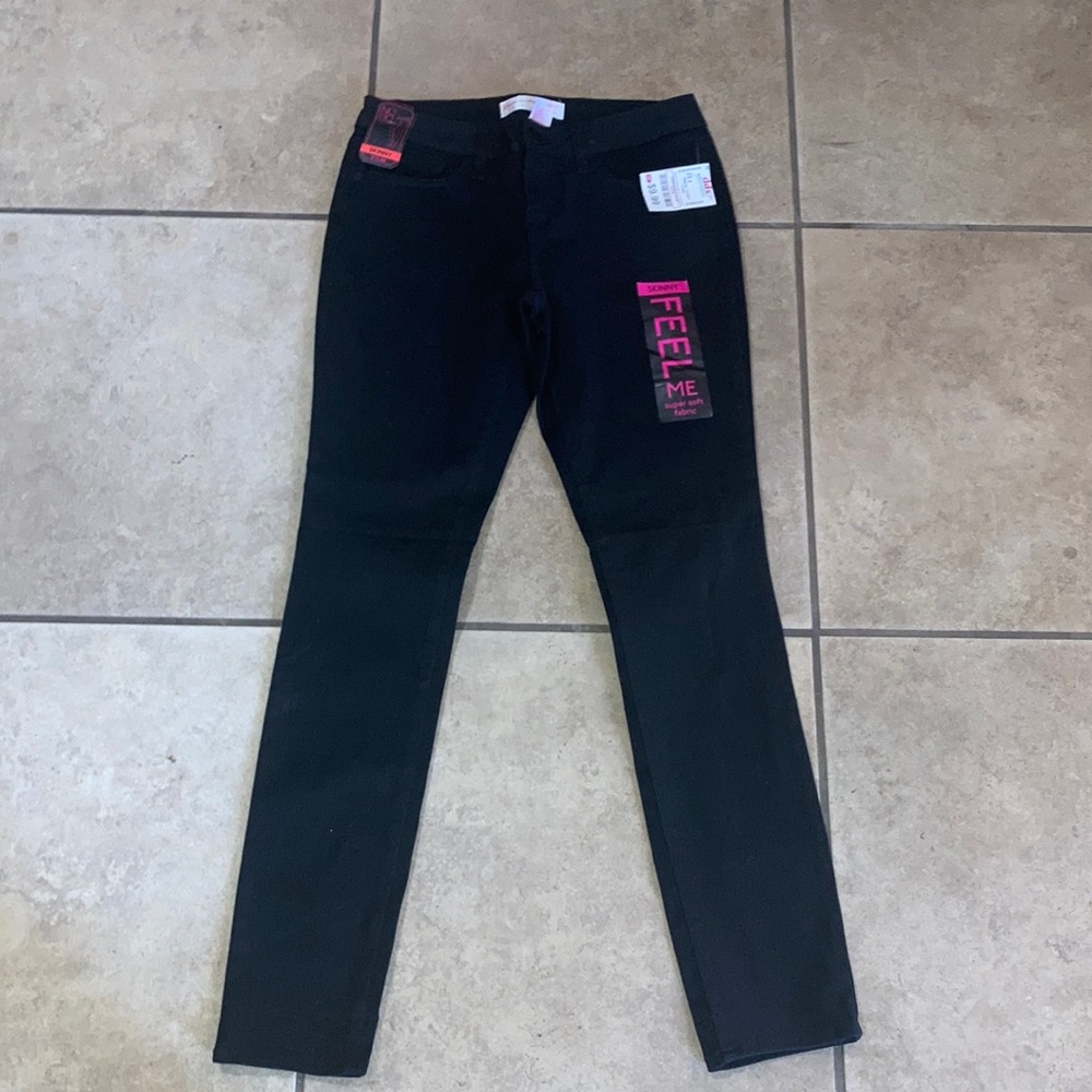 No Boundaries black jeans